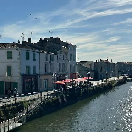 別荘 Maison De La Greve - Coeur De Avec Cour マラン