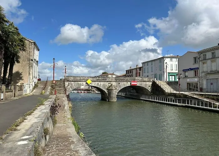 Maison De La Greve - Coeur De Avec Cour Сasa de vacaciones *